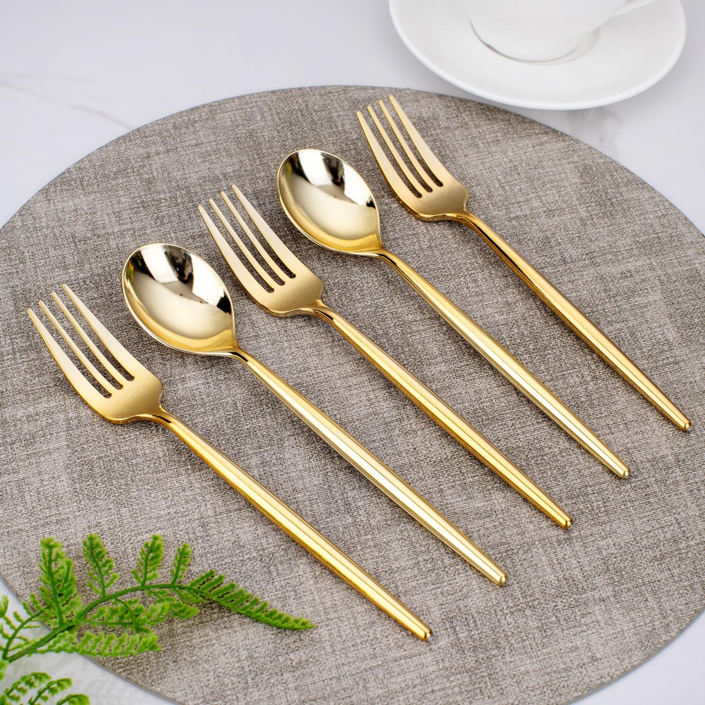SUT 200PCS Heavy Duty Disposable Flatware Set, Gold Plastic Forks and Spoons, Includes 100 Forks, 100 Spoons for Party